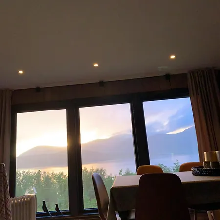 Feriehus Hytta Med Utsikt